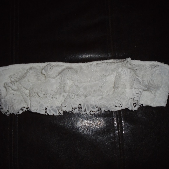 VICTORIA'S SECRET WHITE LACE SWIMSUIT TOP ~ M - Picture 4 of 4